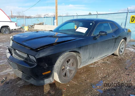 2013 Dodge Challenger Sxt z USA, uszkodzony, nr VIN 2C3CDYAG8DH692302